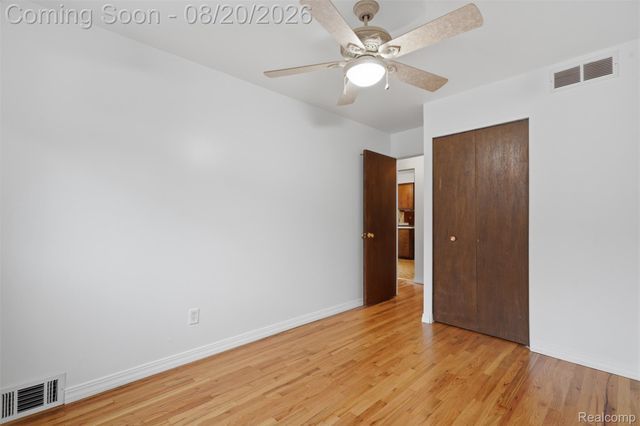 4427 Burssens Drive, Warren, MI 48092