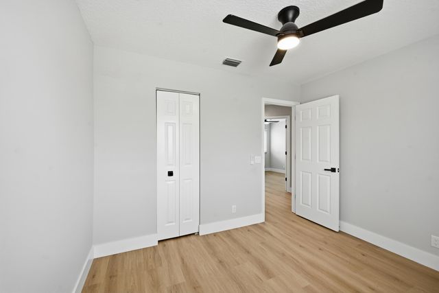 285 NW 45th Terrace, Deerfield Beach, FL 33442