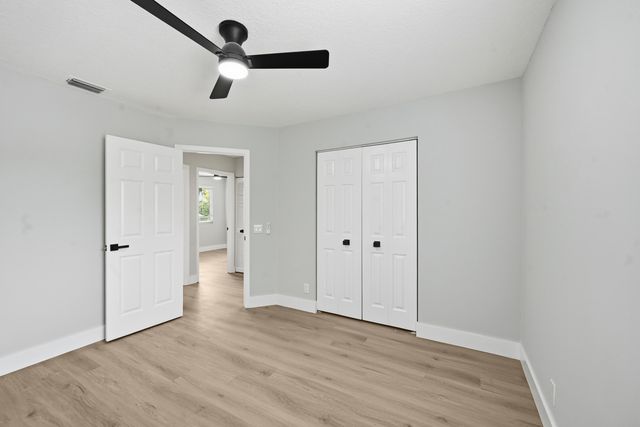 285 NW 45th Terrace, Deerfield Beach, FL 33442