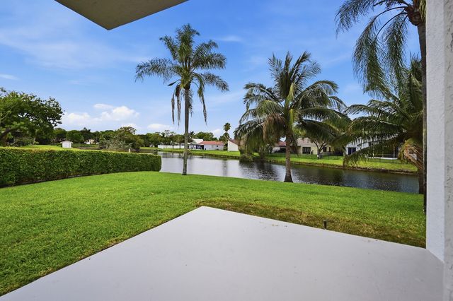 285 NW 45th Terrace, Deerfield Beach, FL 33442