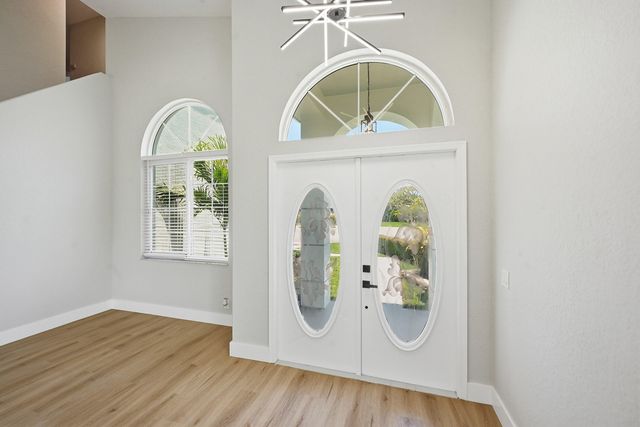 285 NW 45th Terrace, Deerfield Beach, FL 33442