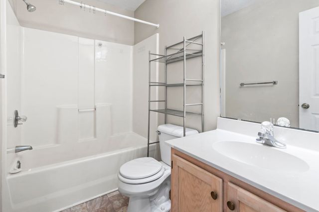 4622 Greenbriar Dr Apt G13, Little River, SC 29566