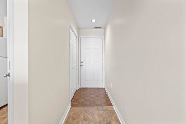 4622 Greenbriar Dr Apt G13, Little River, SC 29566