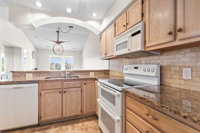 4622 Greenbriar Dr Apt G13, Little River, SC 29566