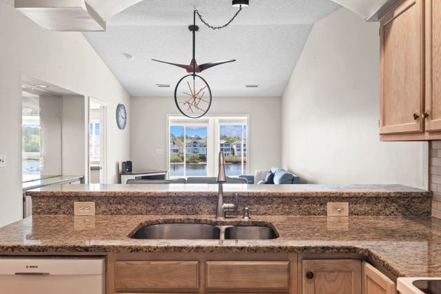 4622 Greenbriar Dr Apt G13, Little River, SC 29566