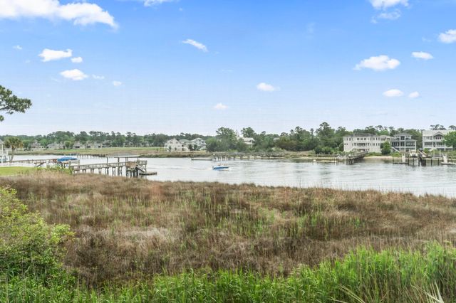 4622 Greenbriar Dr Apt G13, Little River, SC 29566