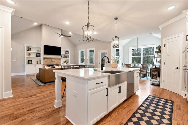 6140 Crescent Moon Ridge, Cumming, GA 30041