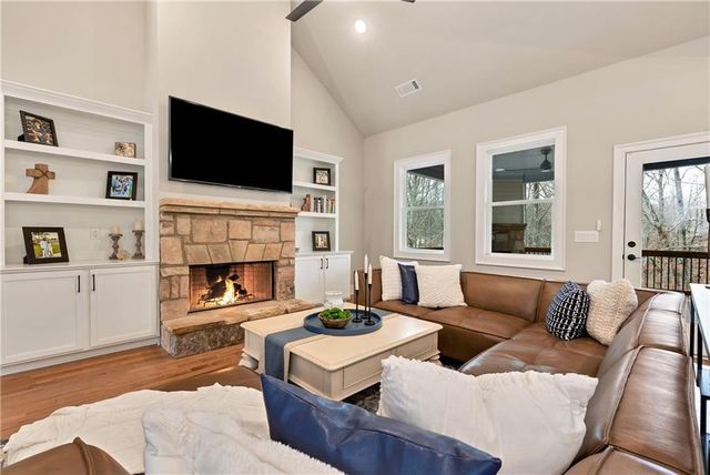 6140 Crescent Moon Ridge, Cumming, GA 30041