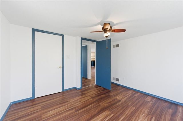 1135 Locust Ave, South Strabane, PA 15301