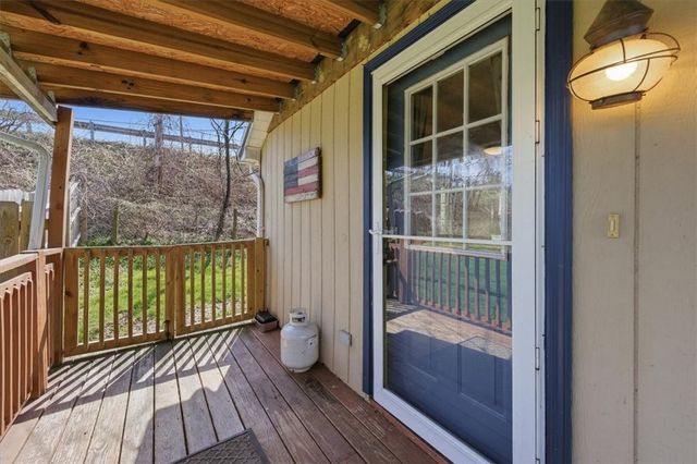 1135 Locust Ave, South Strabane, PA 15301