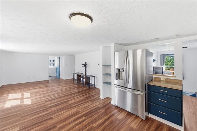 1135 Locust Ave, South Strabane, PA 15301