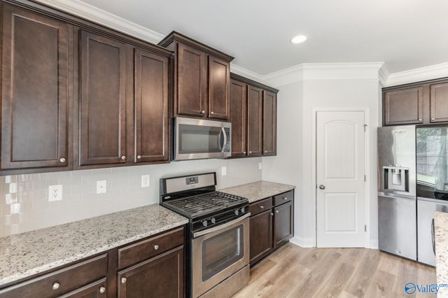 6004 Taramore Lane NW, Huntsville, AL 35806