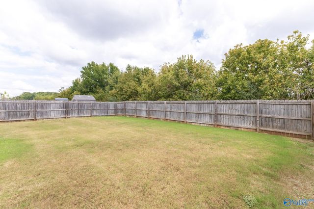 6004 Taramore Lane NW, Huntsville, AL 35806