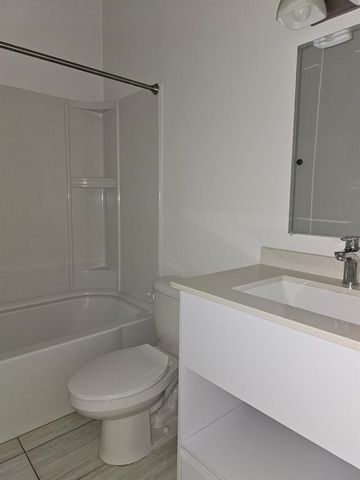 1213 SOUTHSTATION PLACE 401, Orlando, FL 32809