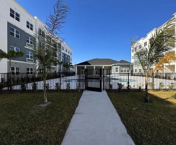 1213 SOUTHSTATION PLACE 401, Orlando, FL 32809