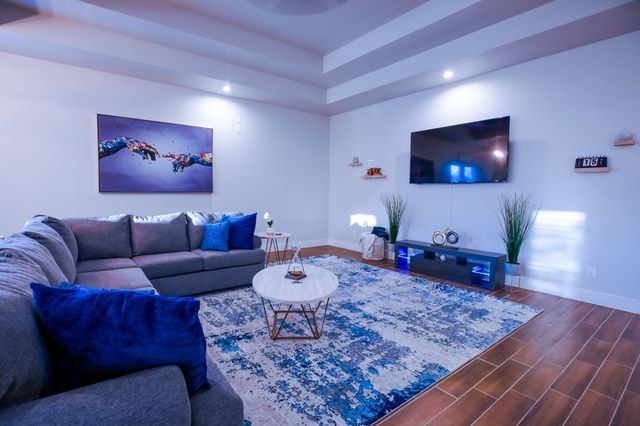 2931 Alaska Avenue, Dallas, TX 75216