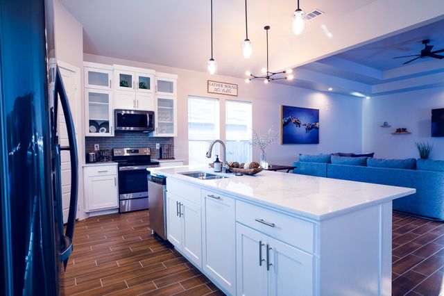 2931 Alaska Avenue, Dallas, TX 75216