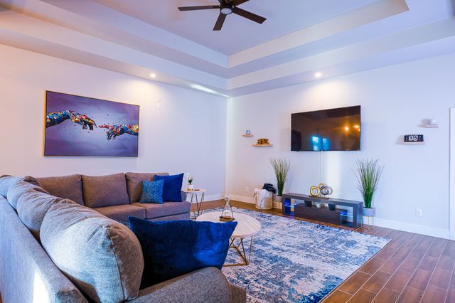 2931 Alaska Avenue, Dallas, TX 75216