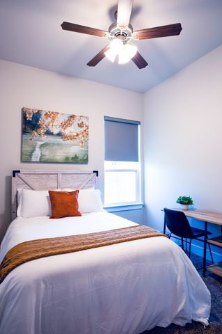 2931 Alaska Avenue, Dallas, TX 75216