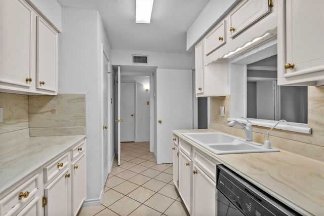 11515 Burdine Street 530, Houston, TX 77035