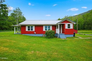 1515 Crackers Neck Road, Big Stone Gap, VA 24219
