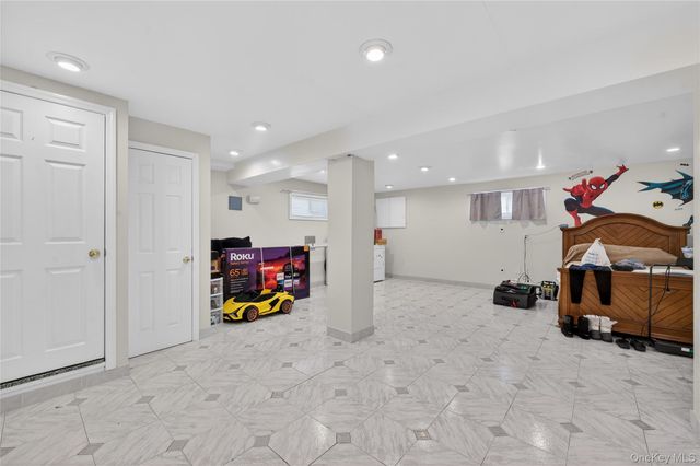 16443 96th Street, Howard Beach, NY 11414