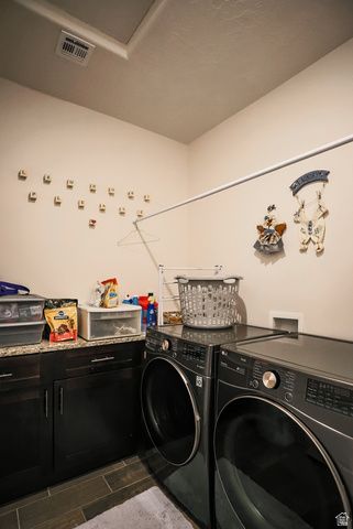 1228 E GORDON LN, Washington, UT 84780