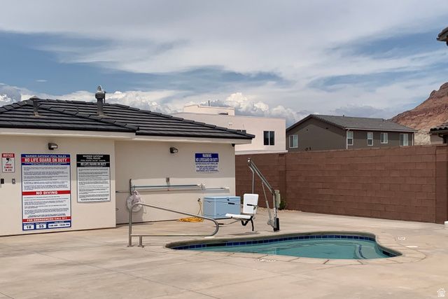 1228 E GORDON LN, Washington, UT 84780