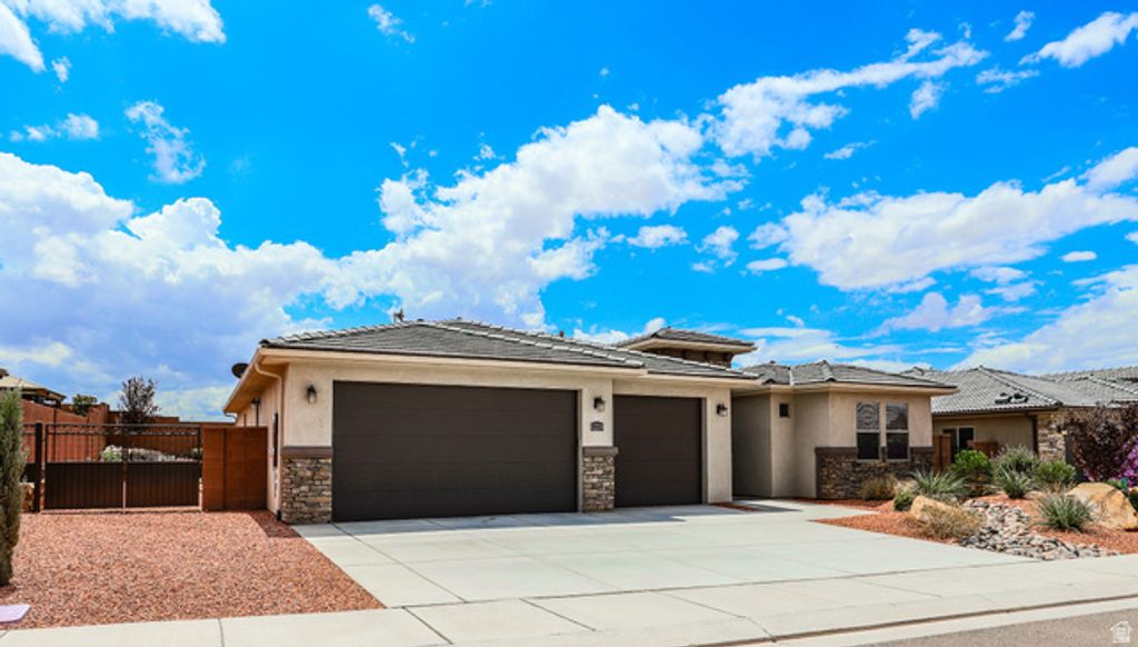 1228 E GORDON LN, Washington, UT 84780