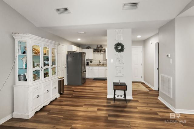 106 Plantation Circle, Summerdale, AL 36580