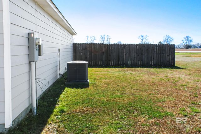 106 Plantation Circle, Summerdale, AL 36580