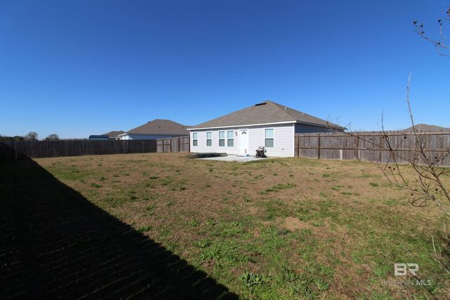 106 Plantation Circle, Summerdale, AL 36580