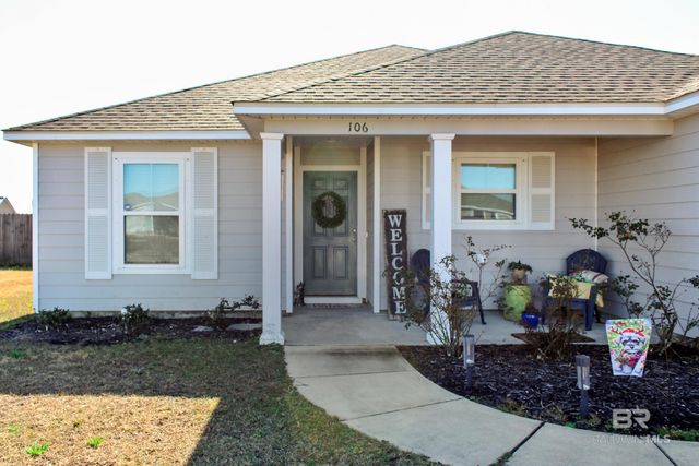106 Plantation Circle, Summerdale, AL 36580