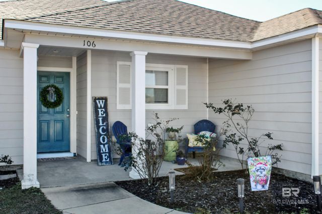 106 Plantation Circle, Summerdale, AL 36580