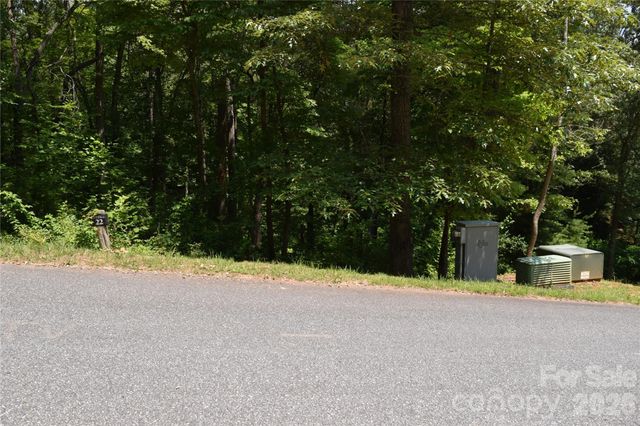 22 River Club Drive, Cullowhee, NC 28723
