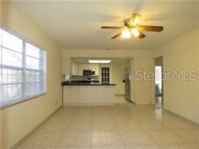 1422 OAK VALLEY DRIVE, Seffner, FL 33584