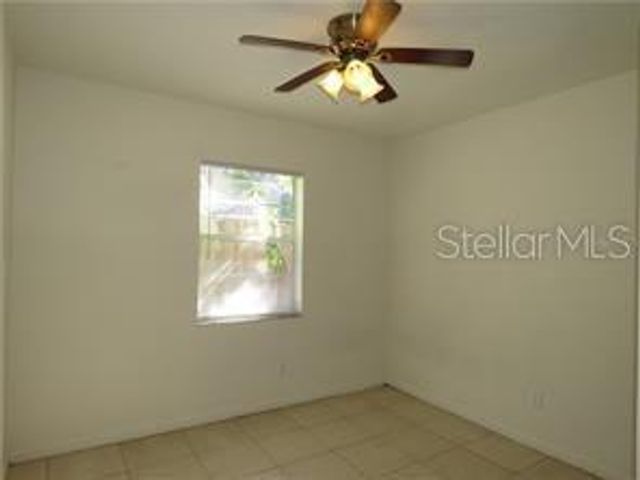 1422 OAK VALLEY DRIVE, Seffner, FL 33584