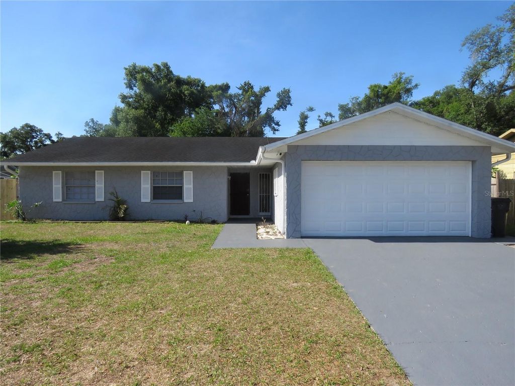 1422 OAK VALLEY DRIVE, Seffner, FL 33584