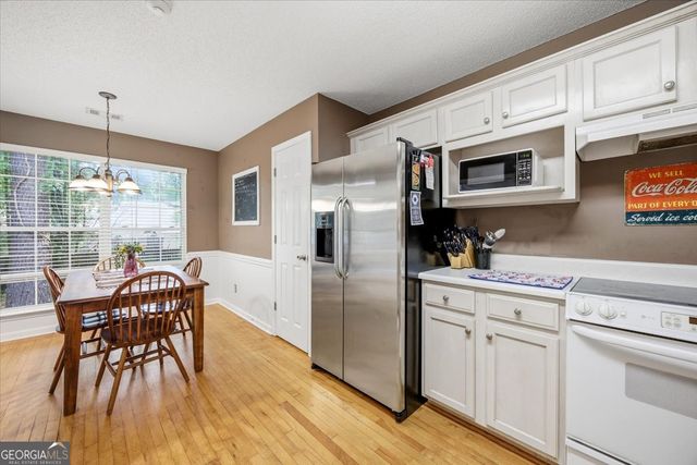 3166 Stinsonville Road, Macon, GA 31204