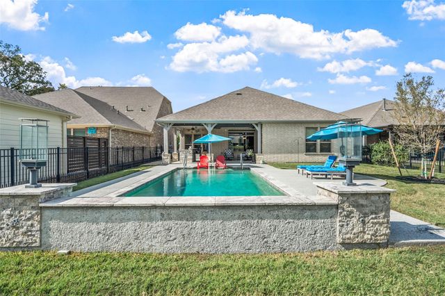 5634 Fountain Villas Way, Conroe, TX 77304