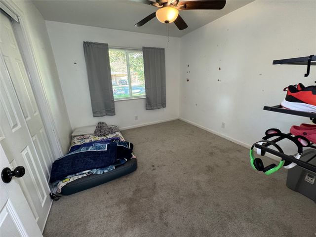 5200 Mcquade Street, Haltom City, TX 76117