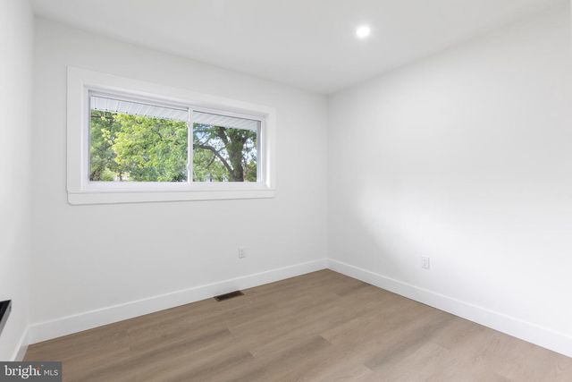 5505 BARKER PL, Lanham, MD 20706