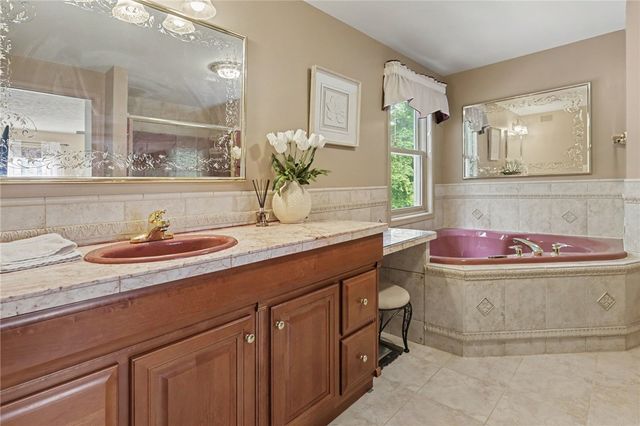 619 Galbro Circle, Webster, NY 14580
