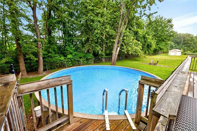 619 Galbro Circle, Webster, NY 14580
