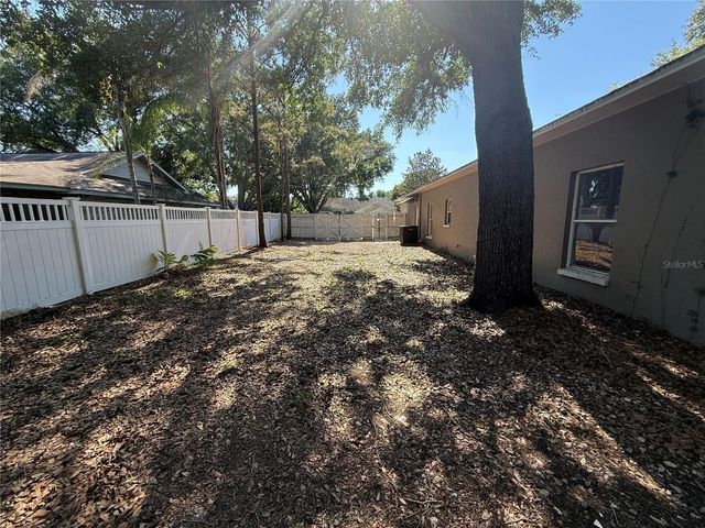 2212 MISTY RIDGE LANE, Valrico, FL 33594