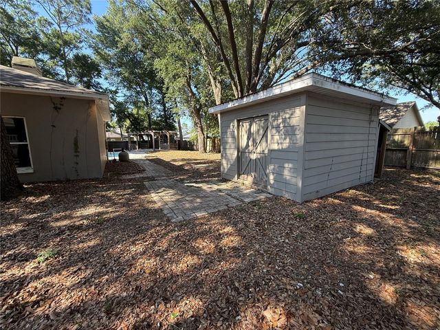 2212 MISTY RIDGE LANE, Valrico, FL 33594