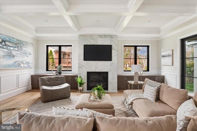 5908 CALLA DR, Mclean, VA 22101