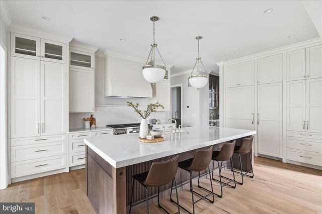 5908 CALLA DR, Mclean, VA 22101