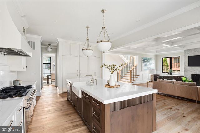 5908 CALLA DR, Mclean, VA 22101