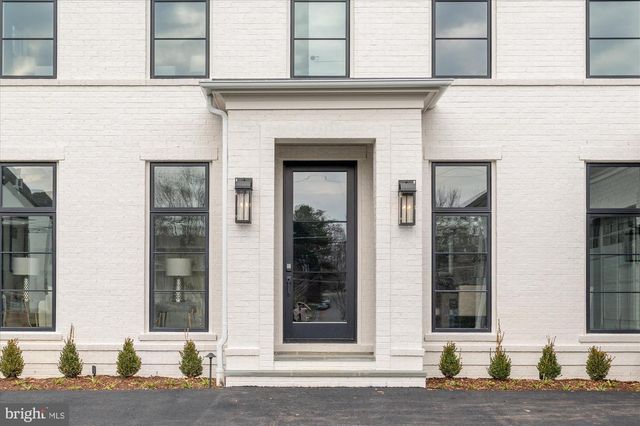 5908 CALLA DR, Mclean, VA 22101